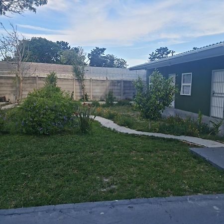 Hasate Guest House ,4 St James Street Oakdale Belliville Cape Town South Africa Exterior photo