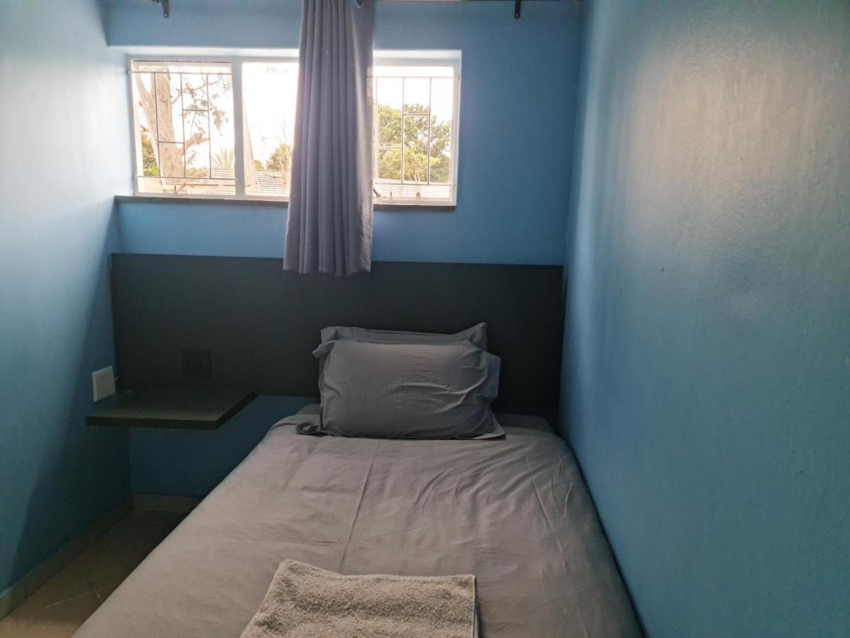 Hasate Guest House ,4 St James Street Oakdale Belliville Cape Town South Africa Exterior photo